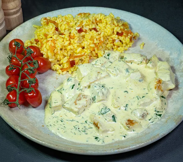 Pui curry cu orez — livrare Meniuri Story Pizza Rahova