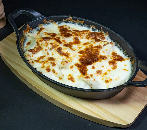 Penne al fredo gratinate — livrare Paste Story Pizza Rahova