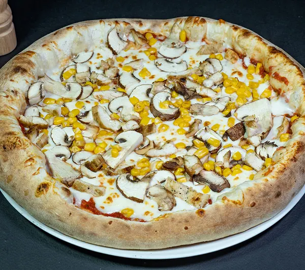 Pizza Polo e Funghi — livrare Pizza Story Pizza Rahova