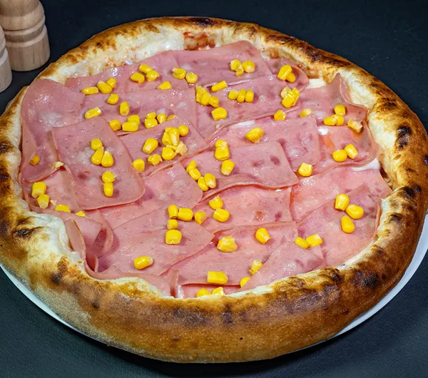 Pizza Prosciutto cu Porumb — livrare Pizza Story Pizza Rahova